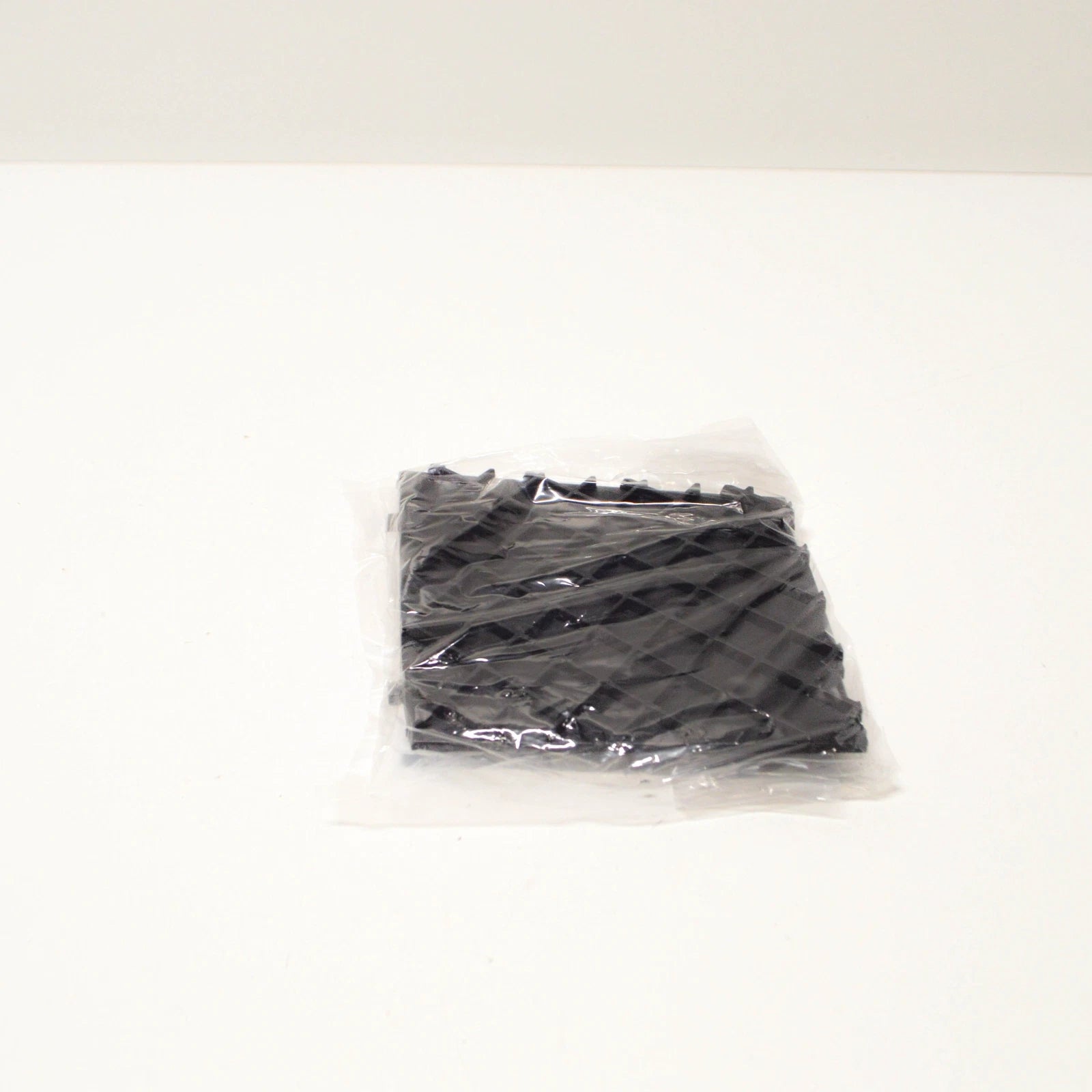 NEW BMW 5 E60 FRONT M SPORT BUMPER LOWER GRILLE 51117897186 2007 ORIGINAL