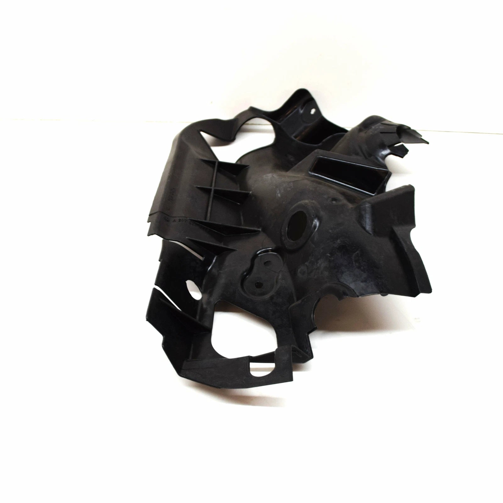 NEW MB E COUPE C207 ENGINE CENTER RIGHT SOUNDPROOF COVER A2075240225 ORIGINAL