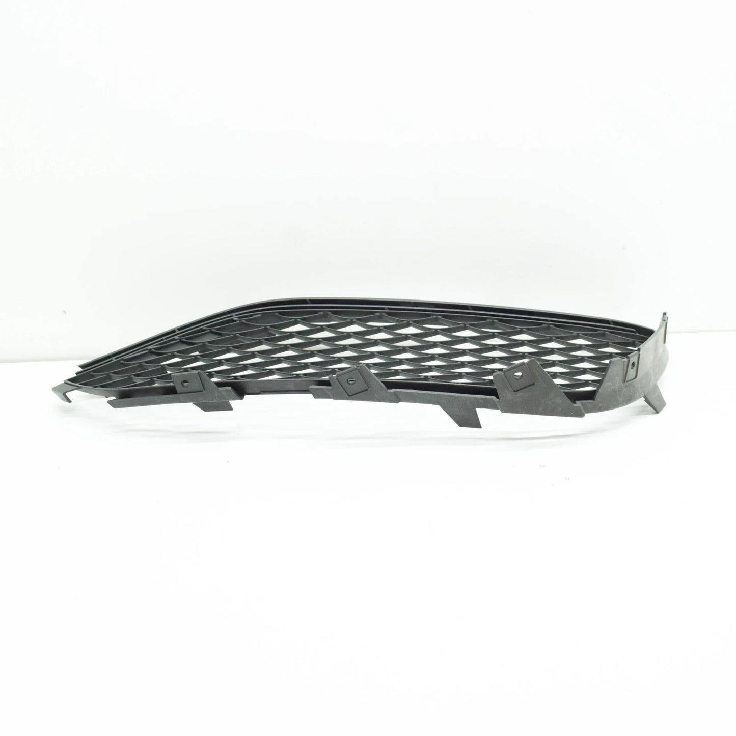 NEW MB CLS C218 FRONT AMG BUMPER RIGHT LOWER GRILLE A2188852622 2015 ORIGINAL