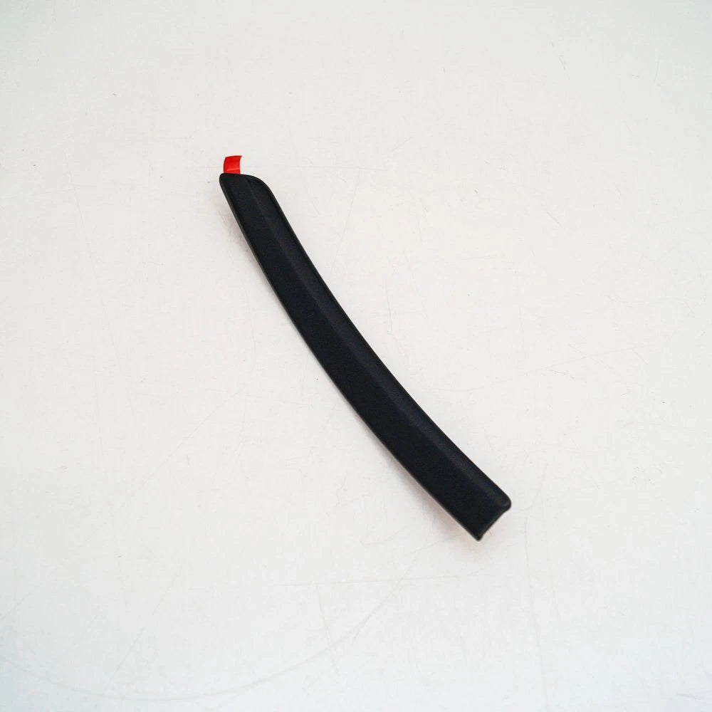 NEW VOLKSWAGEN PASSAT B7 FRONT LEFT WHEEL ARCH TRIM 3AA807823 2014 ORIGINAL