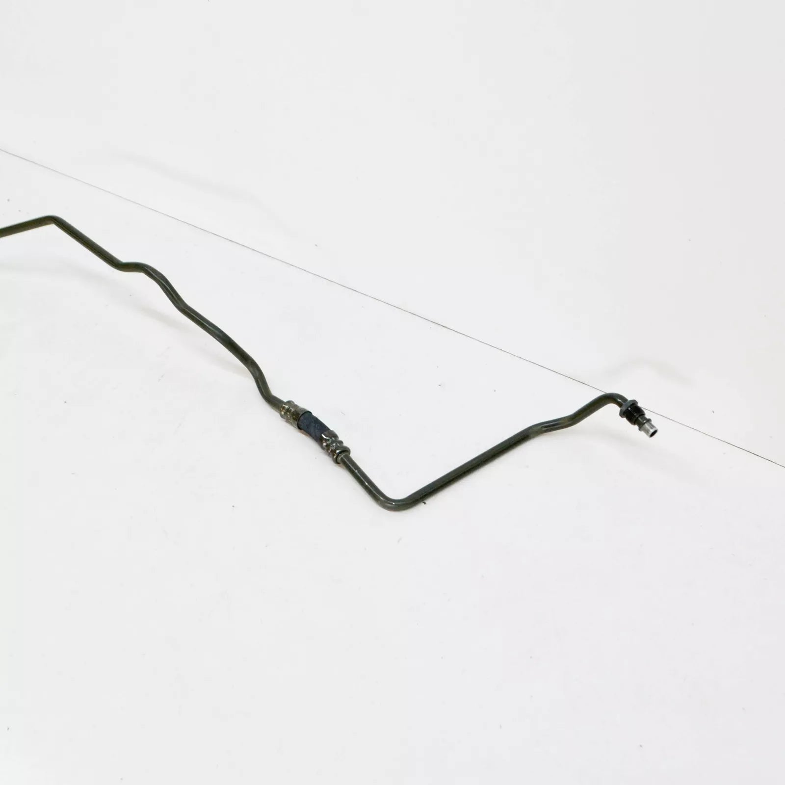 NEW BMW 7 E38 OIL COOLING PIPE OUTLET 17221745737 1745737 ORIGINAL