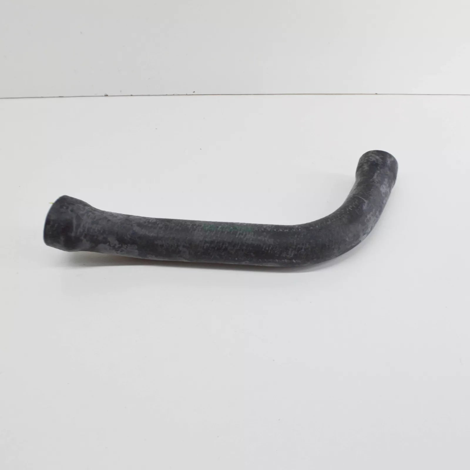 NEW BMW 8 E31 WATER COOLANT PIPE HOSE 11531741402 ORIGINAL