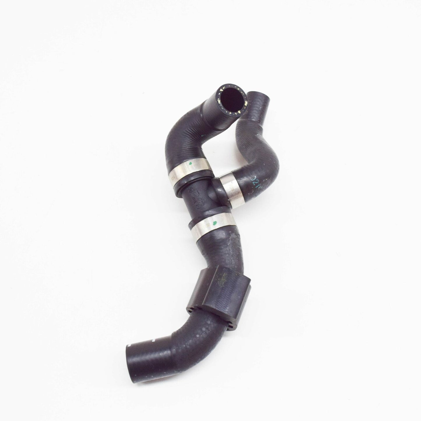 NEW AUDI A3 8V ENGINE COOLANT HOSE 04L122073D ORIGINAL