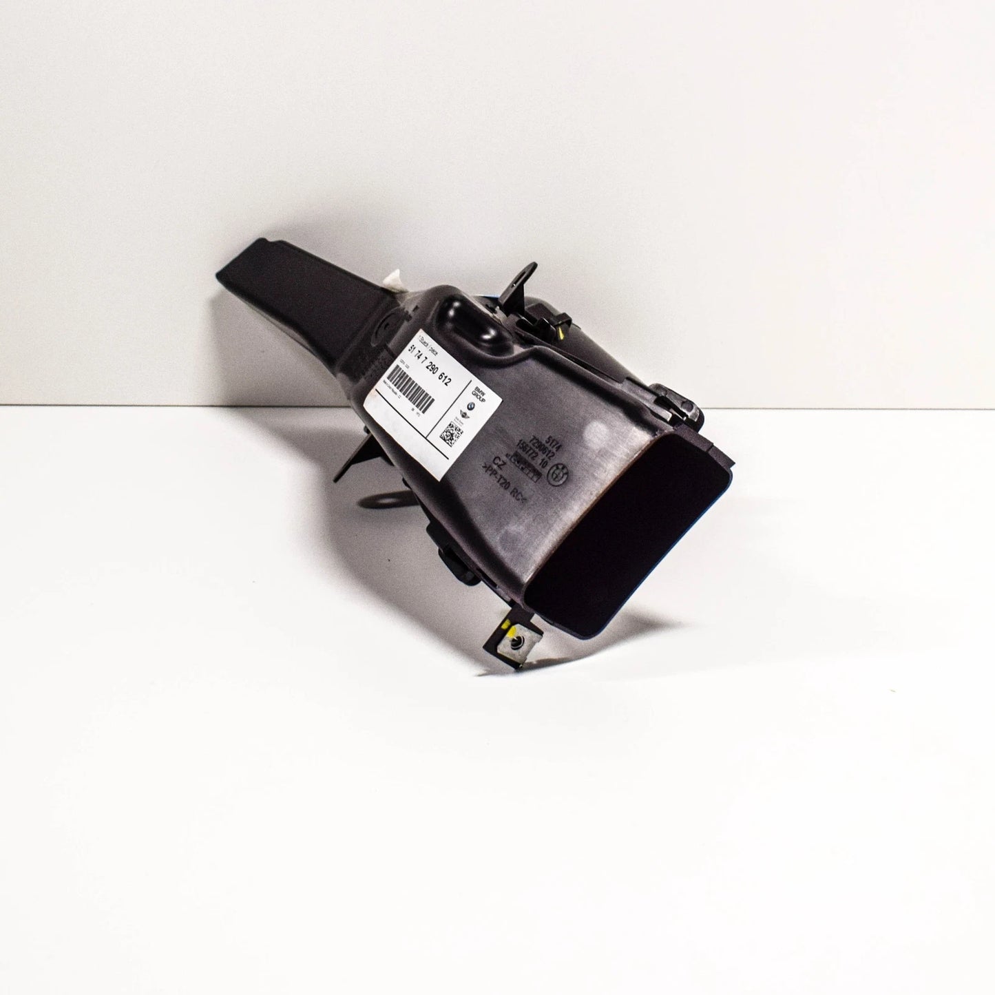 NEW BMW 4 F32 RIGHT BRAKE AIR DUCT 51747290612 7290612 2016 ORIGINAL