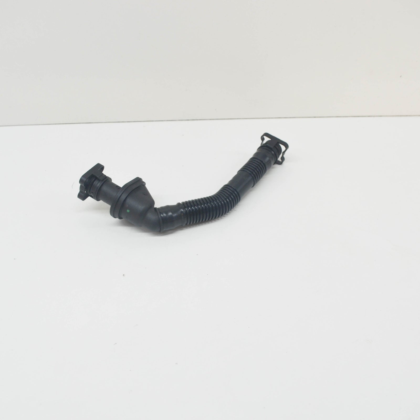 new bmw 5 e60 crankcase vent hose 11157553949 3.0 petrol original
