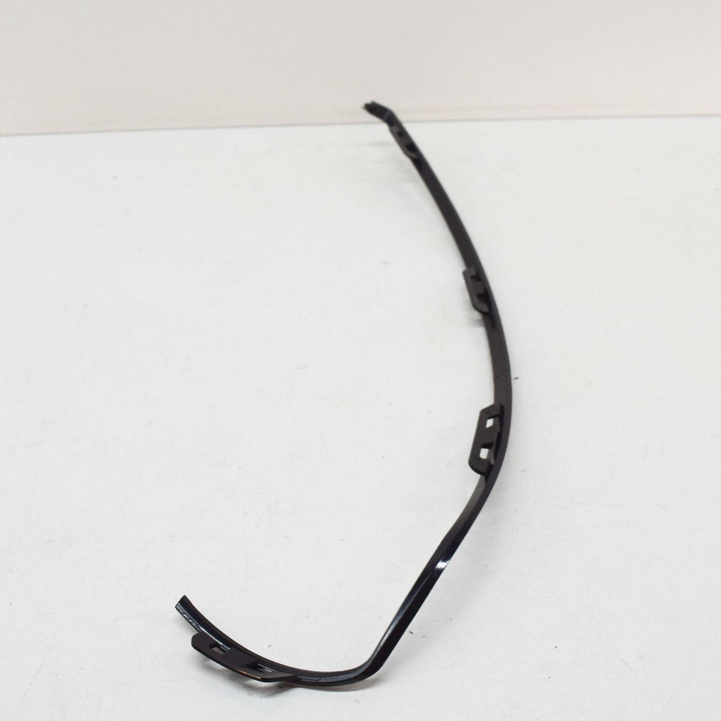 NEW MERCEDES-BENZ CLA COUPE C117 FRONT BUMPER RIGHT TRIM A1178851422 ORIGINAL