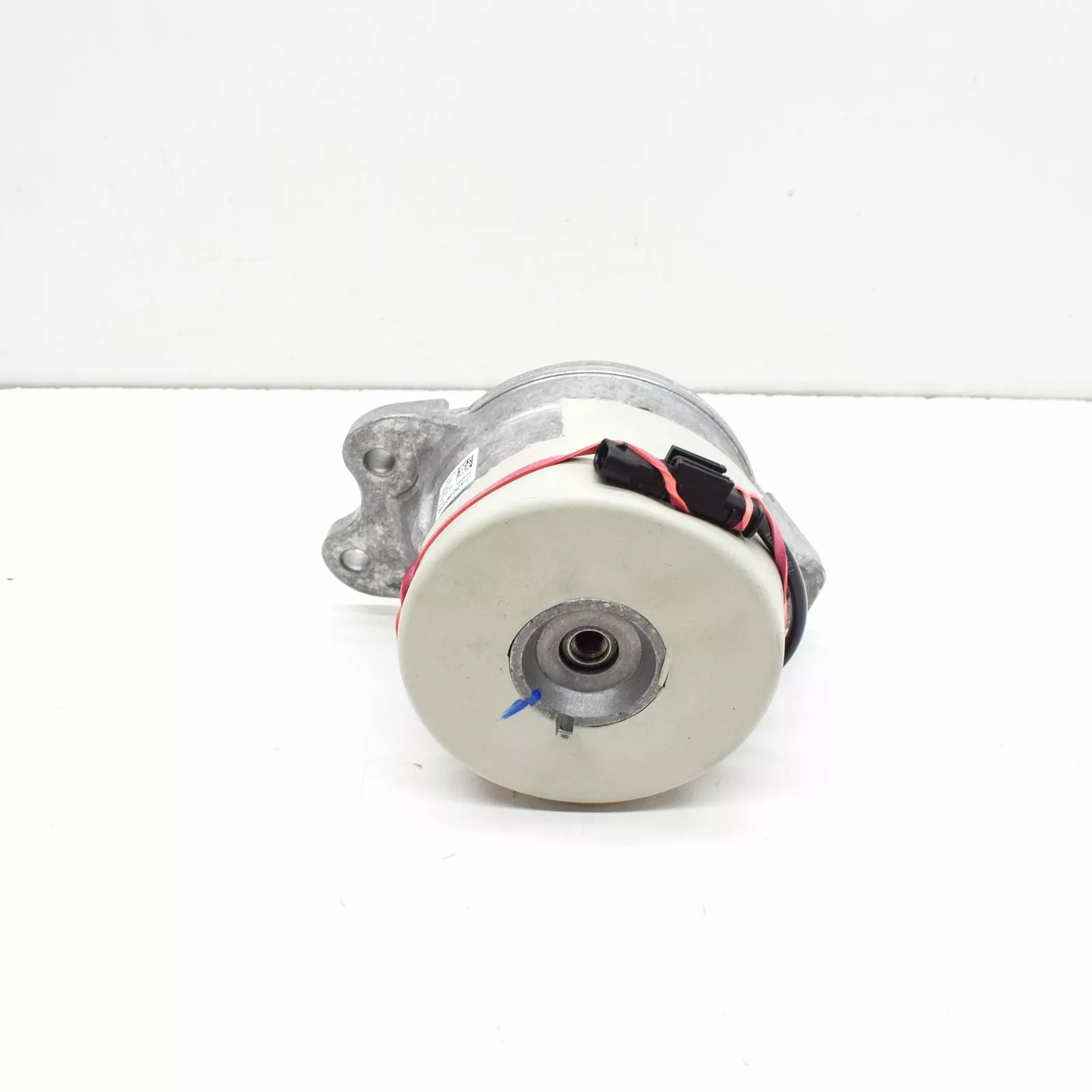 NEW MERCEDES-BENZ GLC C253 FRONT LEFT SIDE ENGINE MOUNT A2532400700 ORIGINAL