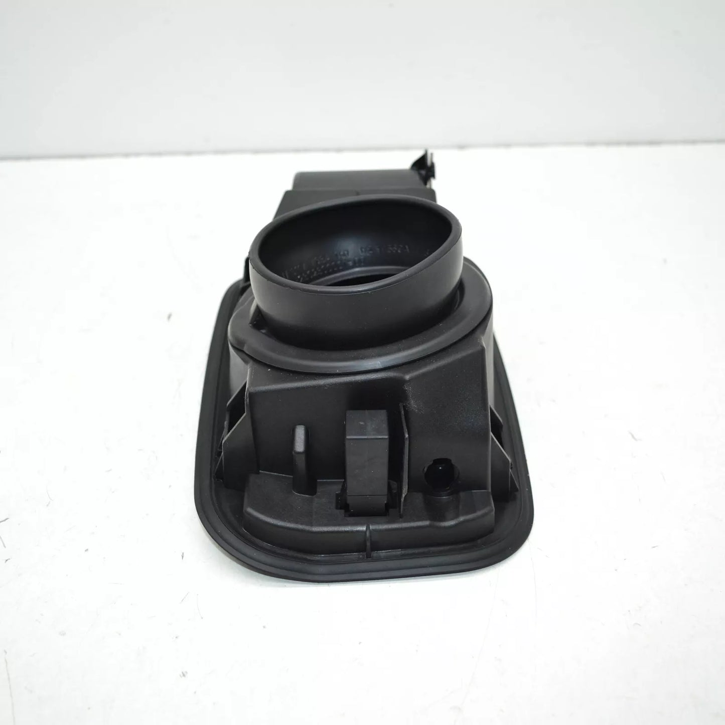 NEW BMW 5 E60 FUEL TANK COVER POT 7183712 51177183712 ORIGINAL