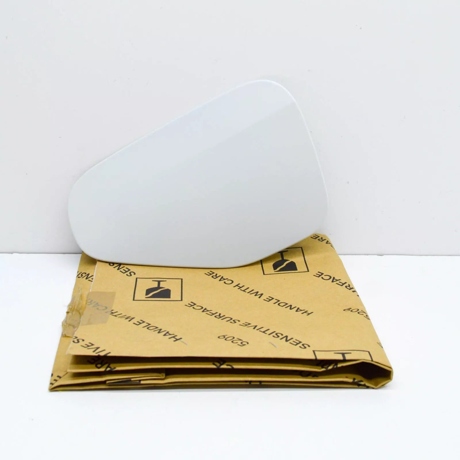 NEW VW GOLF MK8 CD1 FRONT LEFT FUEL TANK FLAP COVER 5H0809364GRU