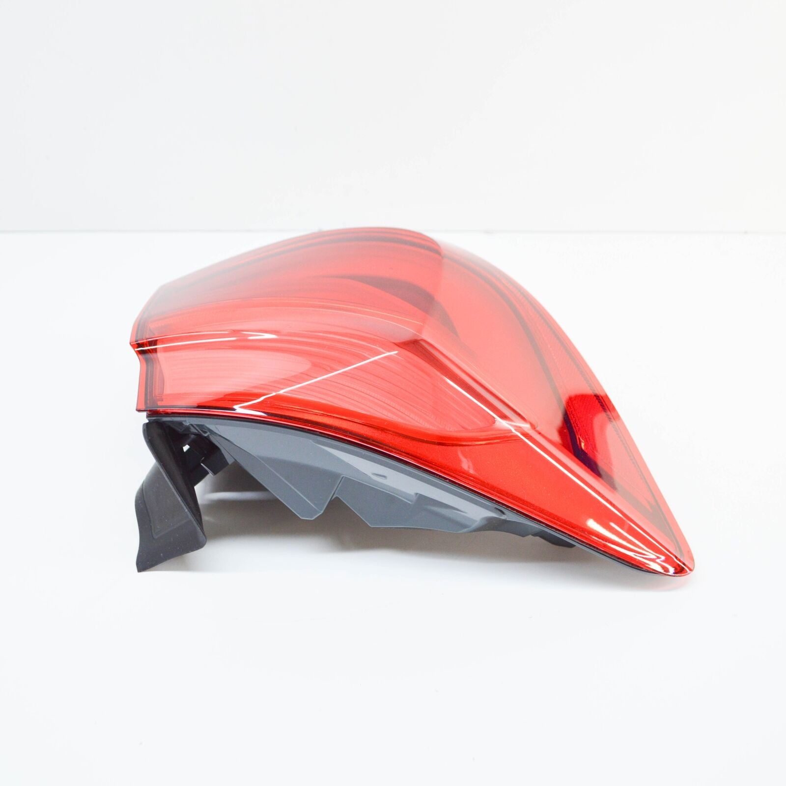 new bmw 3 f31 rear left led tail light 63217372209 original