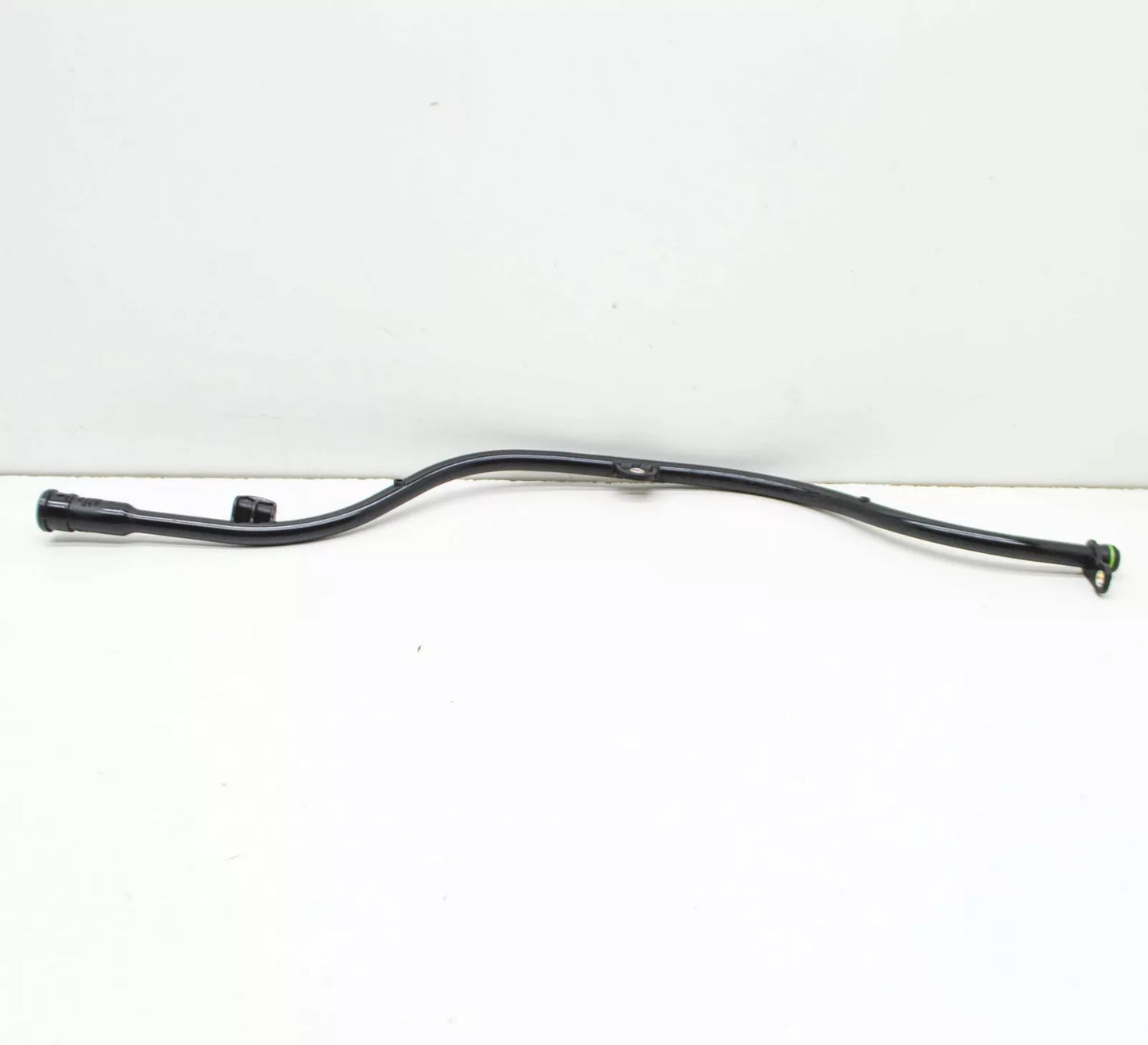 NEW VOLKSWAGEN AMAROK ENGINE OIL DIPSTICK TUBE 059115630BF