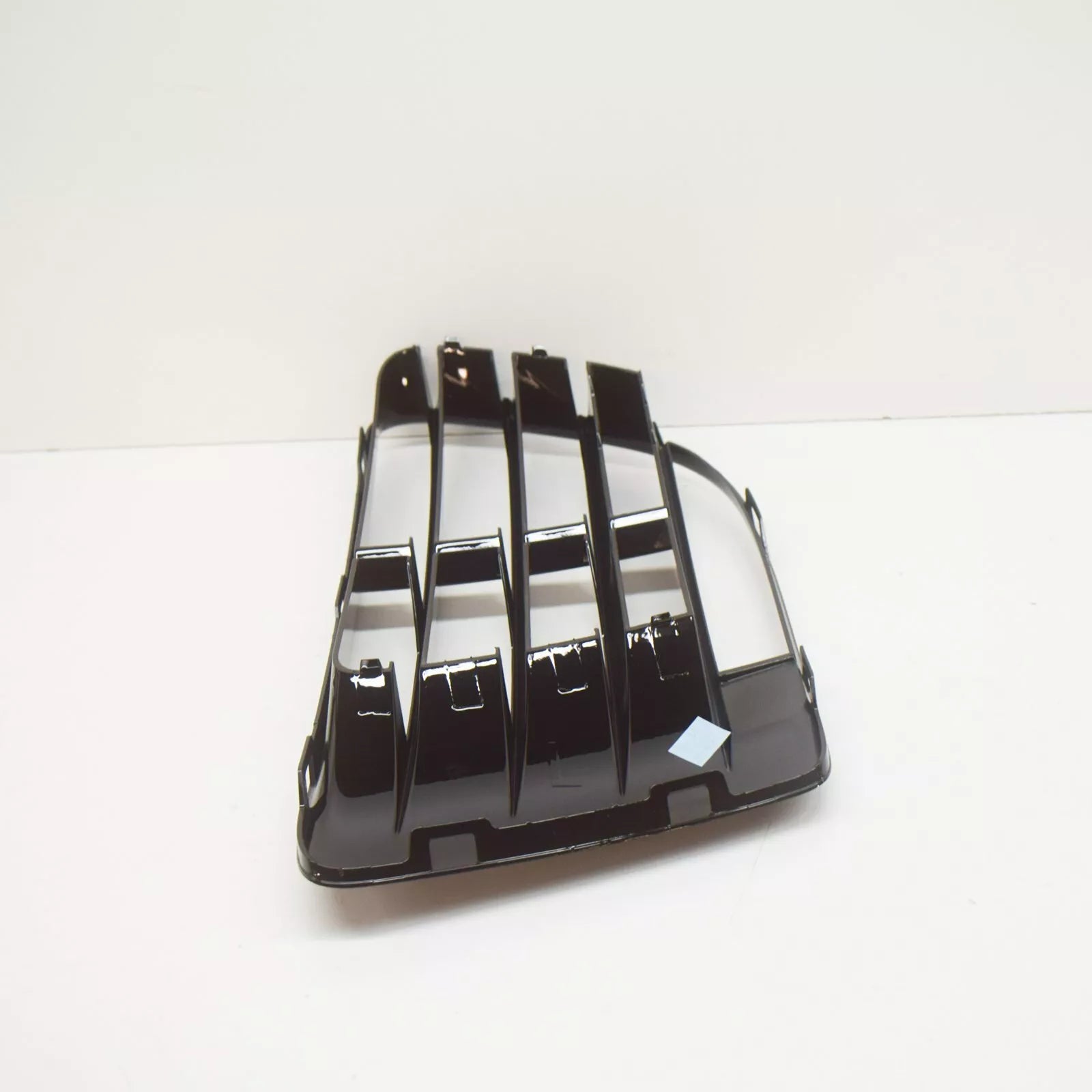 NEW VW GOLF MK6 FRONT BUMPER LEFT SIDE AIR VENT GRILLE 5K0853665E041