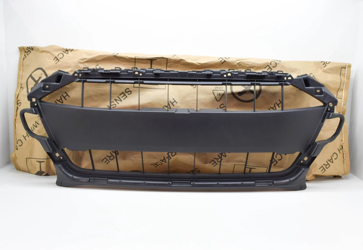 NEW AUDI A5 SPORTBACK F5 FRONT GRILLE CLOSING ELEMENT 8W6807233B ORIGINAL