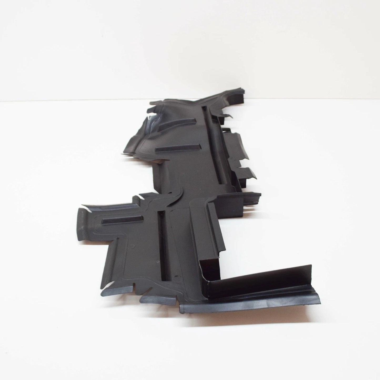 NEW AUDI A6 C7 RADIATOR RIGHT AIR GUIDE 4G0121284BC