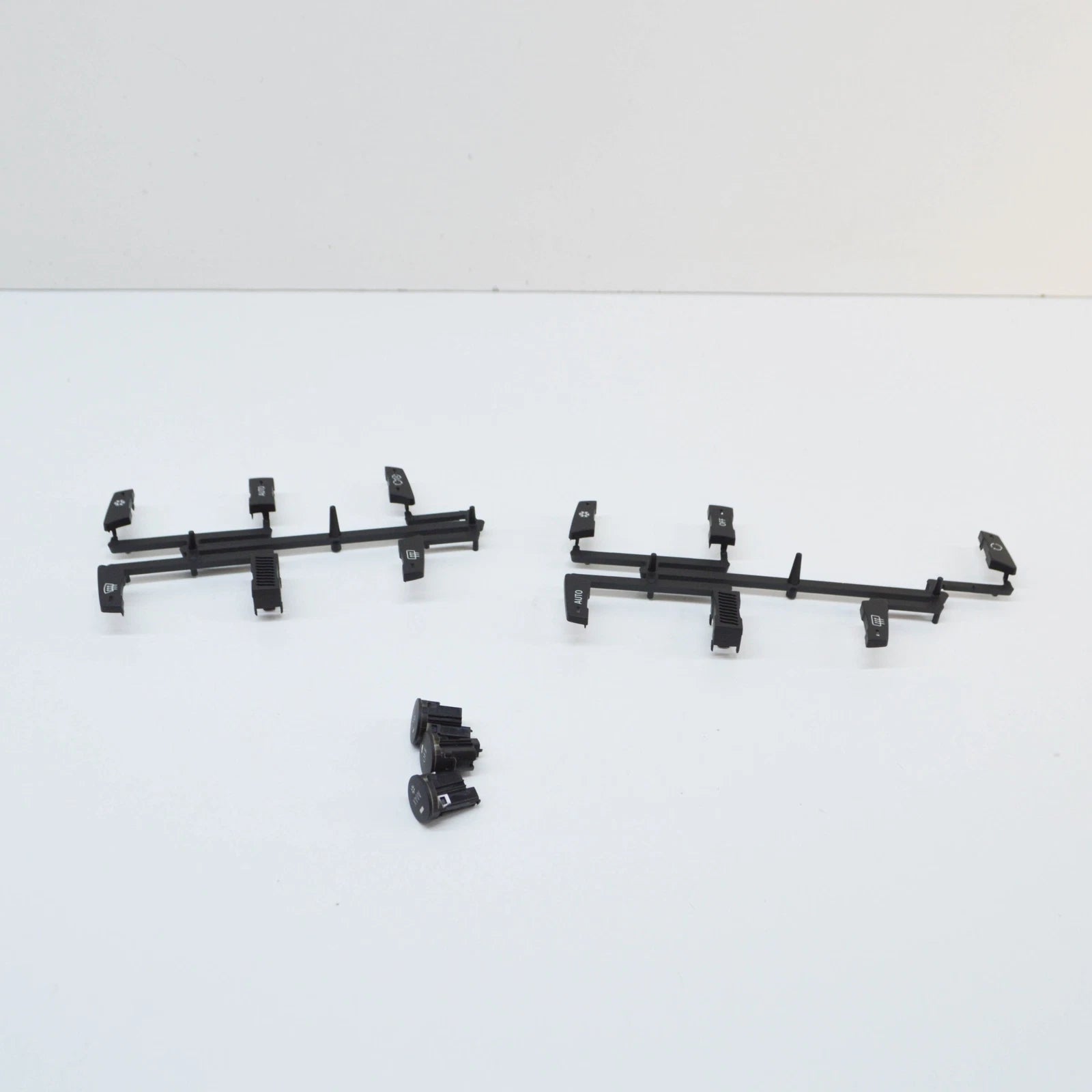 NEW BMW 5 E60 CLIMATE CONTROL FACEPLATE BUTTON COVER KIT 61319250196 ORIGINAL