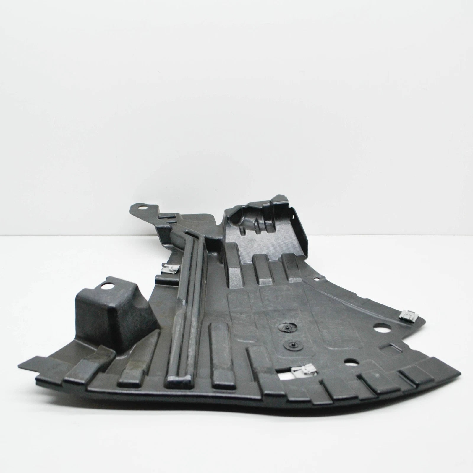 NEW MB S W222 FRONT LEFT ANTINOISE CAPSULE UNDERCOVER PANEL A2225202000 ORIGINAL