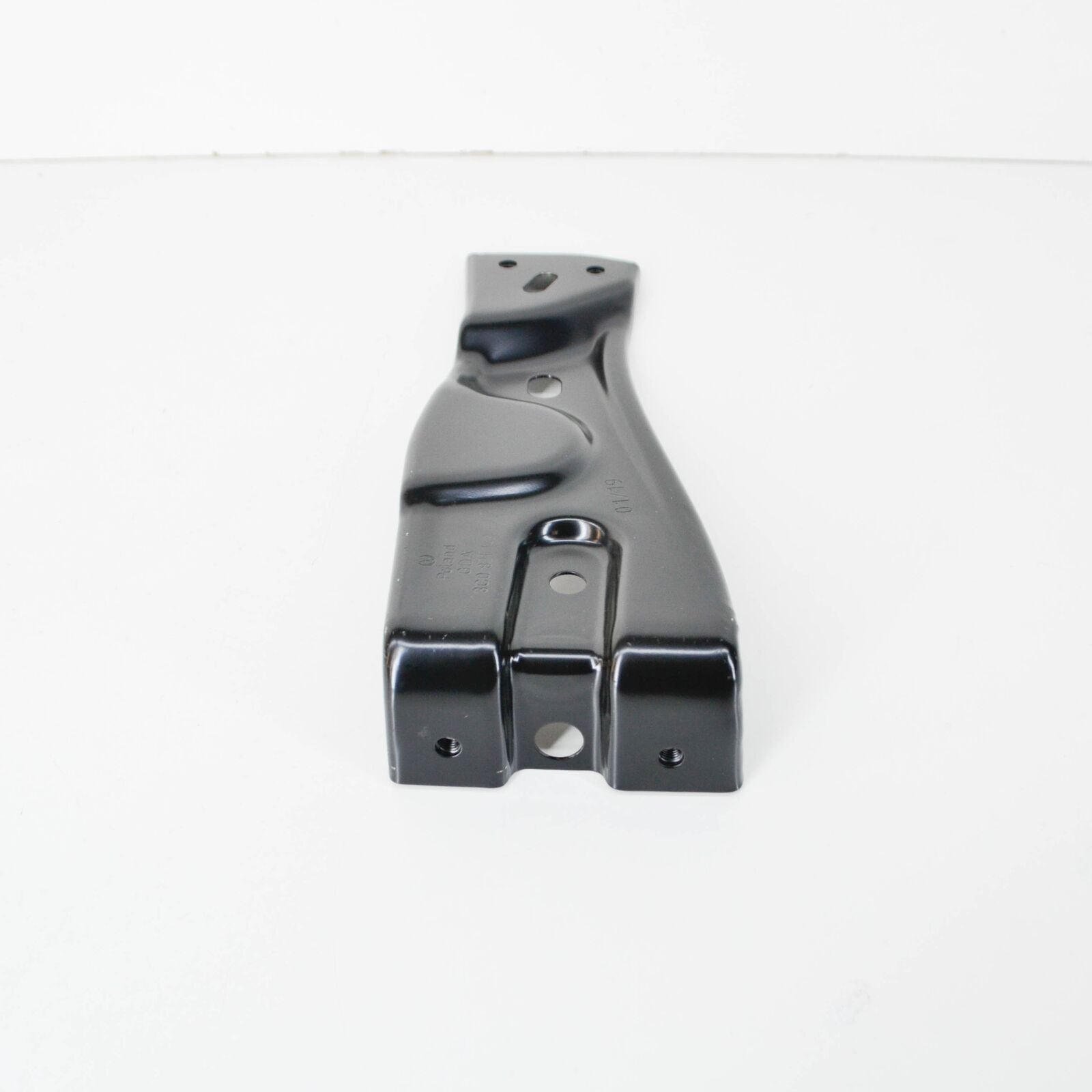 NEW VOLKSWAGEN PASSAT B6 FRONT RIGHT WING FENDER BRACKET 3C0821142 ORIGINAL