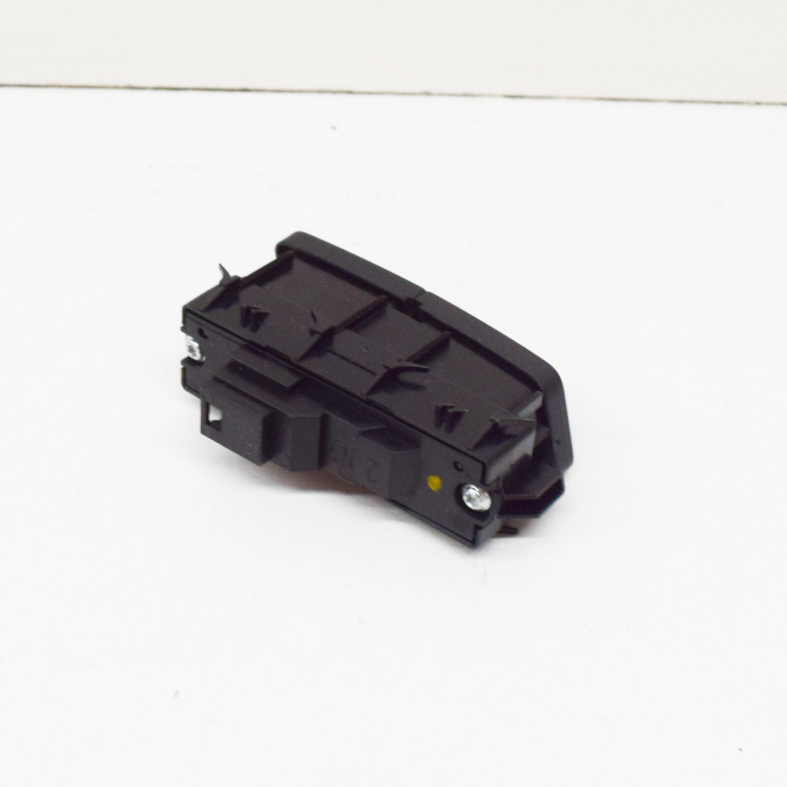 NEW MERCEDES-BENZ CLS C257 CENTRAL LOCKING SWITCH A20487063109051 2019 ORIGINAL