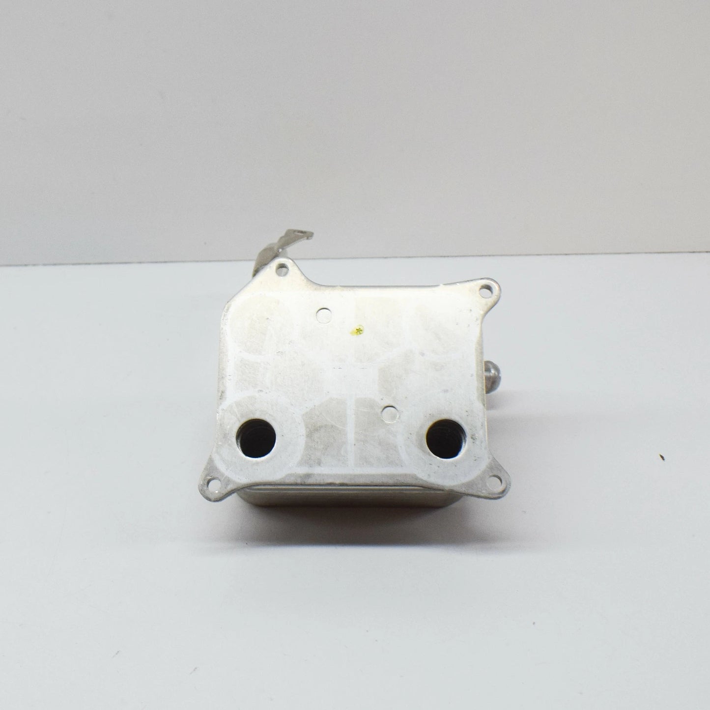 NEW AUDI A4 8E B6 ENGINE OIL COOLER 079117021M ORIGINAL