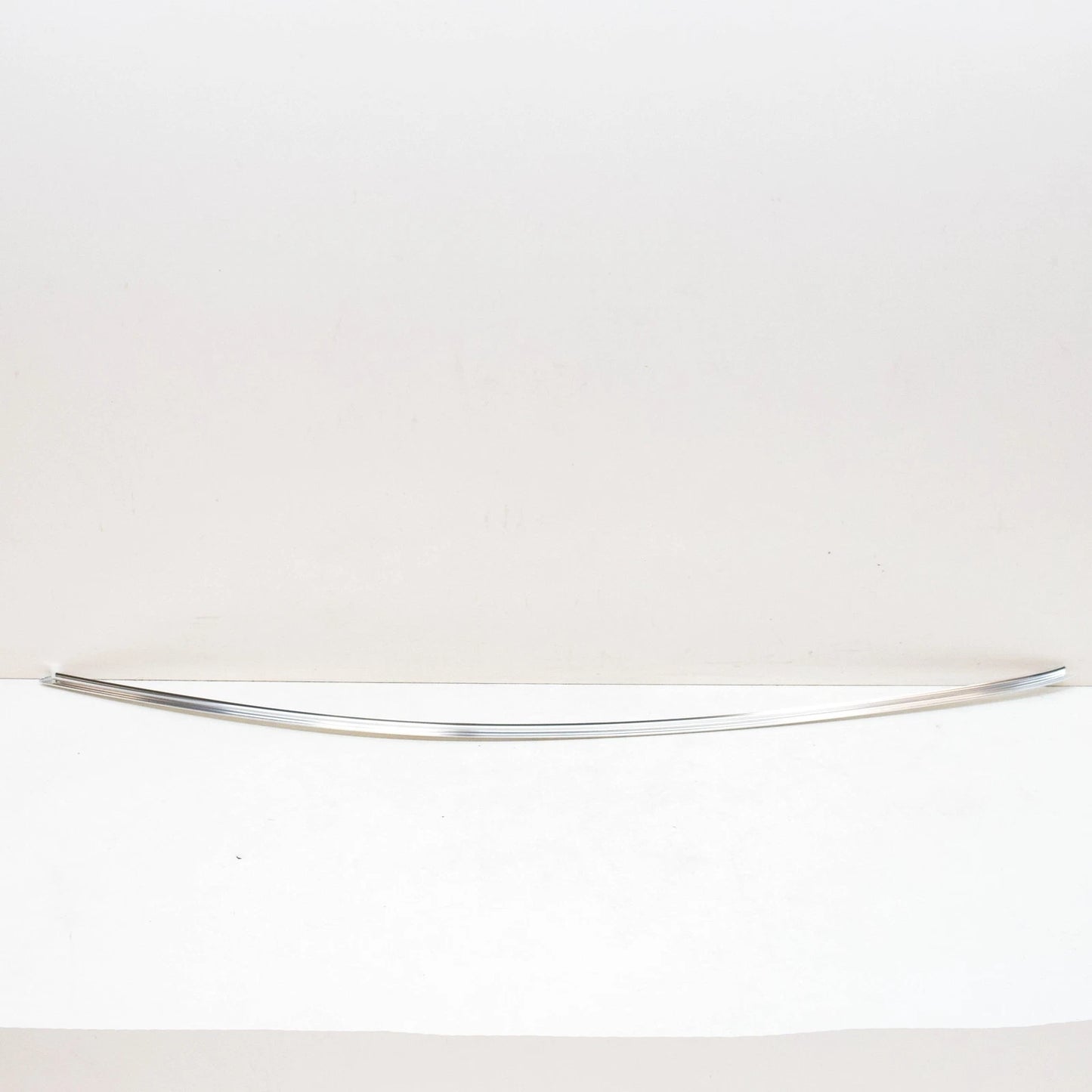 NEW MERCEDES-BENZ S W222 FRONT RIGHT DOOR WINDOW MOLDING A2226989600 2019NEW