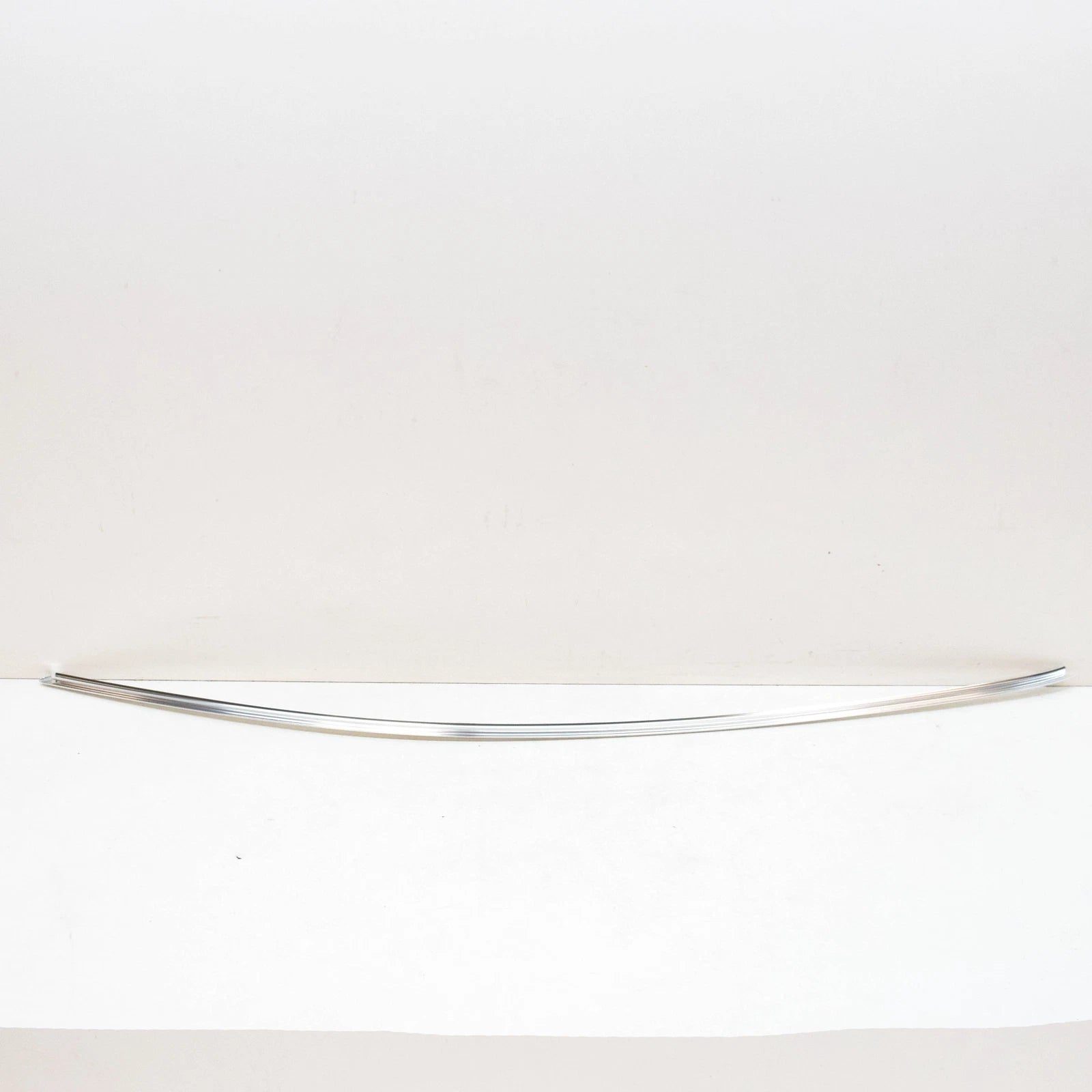 NEW MERCEDES-BENZ S W222 FRONT RIGHT DOOR WINDOW MOLDING A2226989600 2019NEW