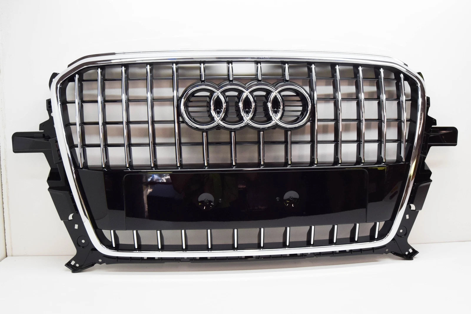 NEW AUDI Q5 8R RADIATOR GRILLE 8R0853651AB T94 8R0853651ABT94 ORIGINAL