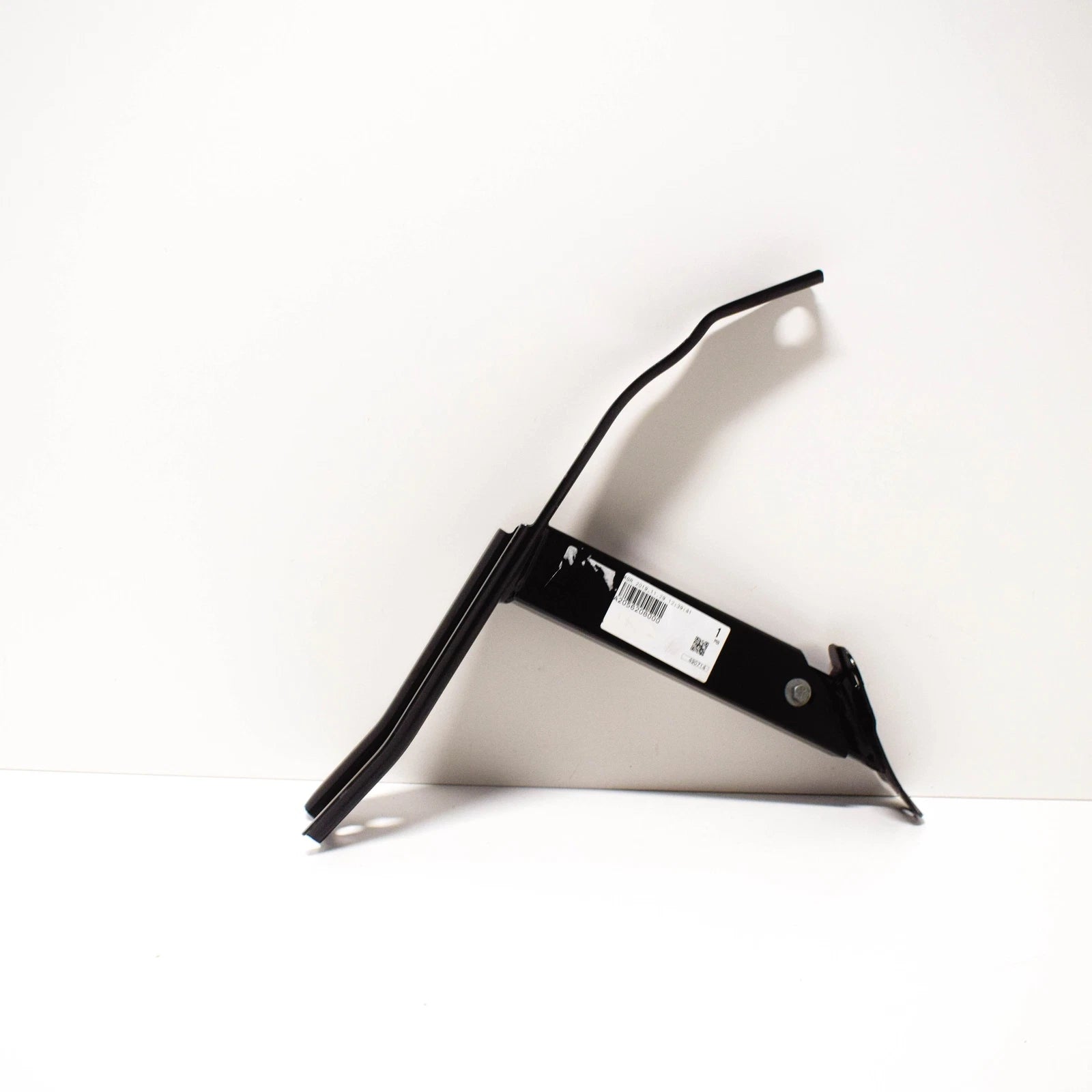 NEW MERCEDES-BENZ C-CLASS W205 RADIATOR LEFT LOWER SUPPORT A2056208000