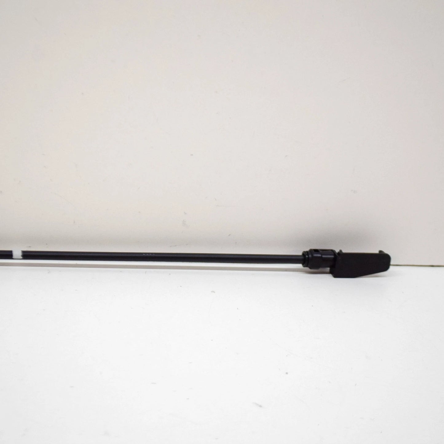 NEW VOLKSWAGEN AMAROK FRONT BONNET HOOD LID LOCK CABLE 2H0823531