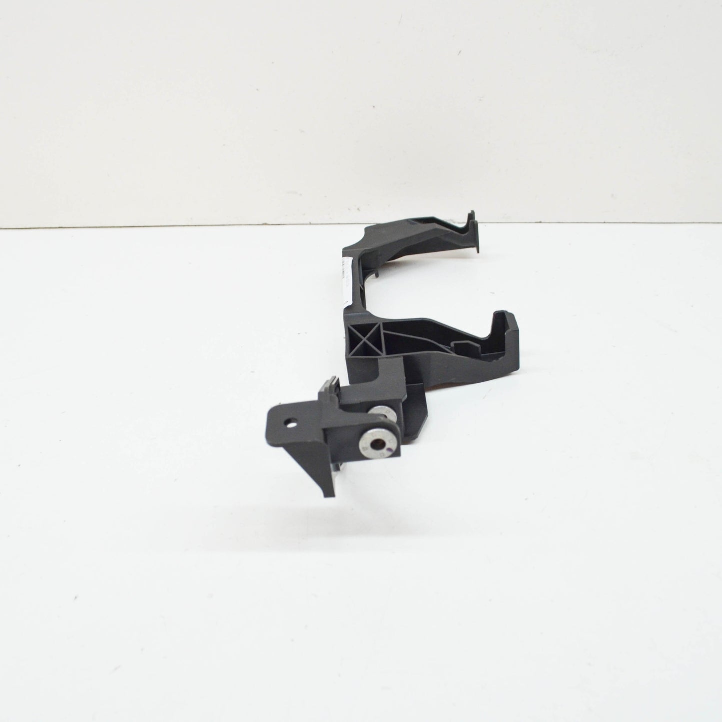 NEW SKODA SUPERB MK3 3V LEFT RADIATOR HOLDER BRACKET COUPLING 3V0805307 ORIGINAL