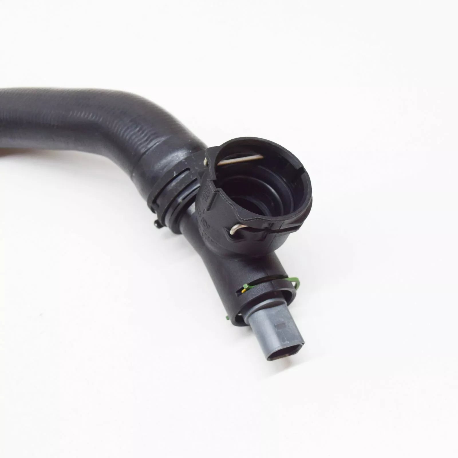 NEW VOLKSWAGEN GOLF MK7 RADIATOR LOWER HOSE 5Q0122051CT