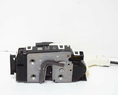 NEW MERCEDES-BENZ SPRINTER 906 FRONT RIGHT DOOR LOCK LHD A9067202035