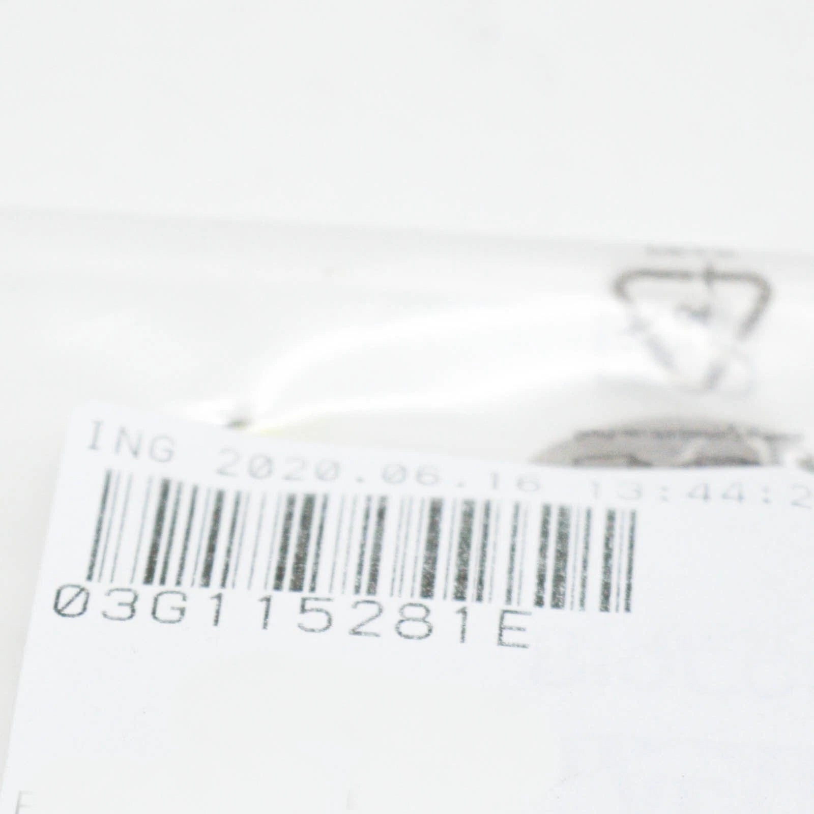 NEW AUDI A4 8E B7 ENGINE OIL PUMP FOLLOWER 03G115281E ORIGINAL