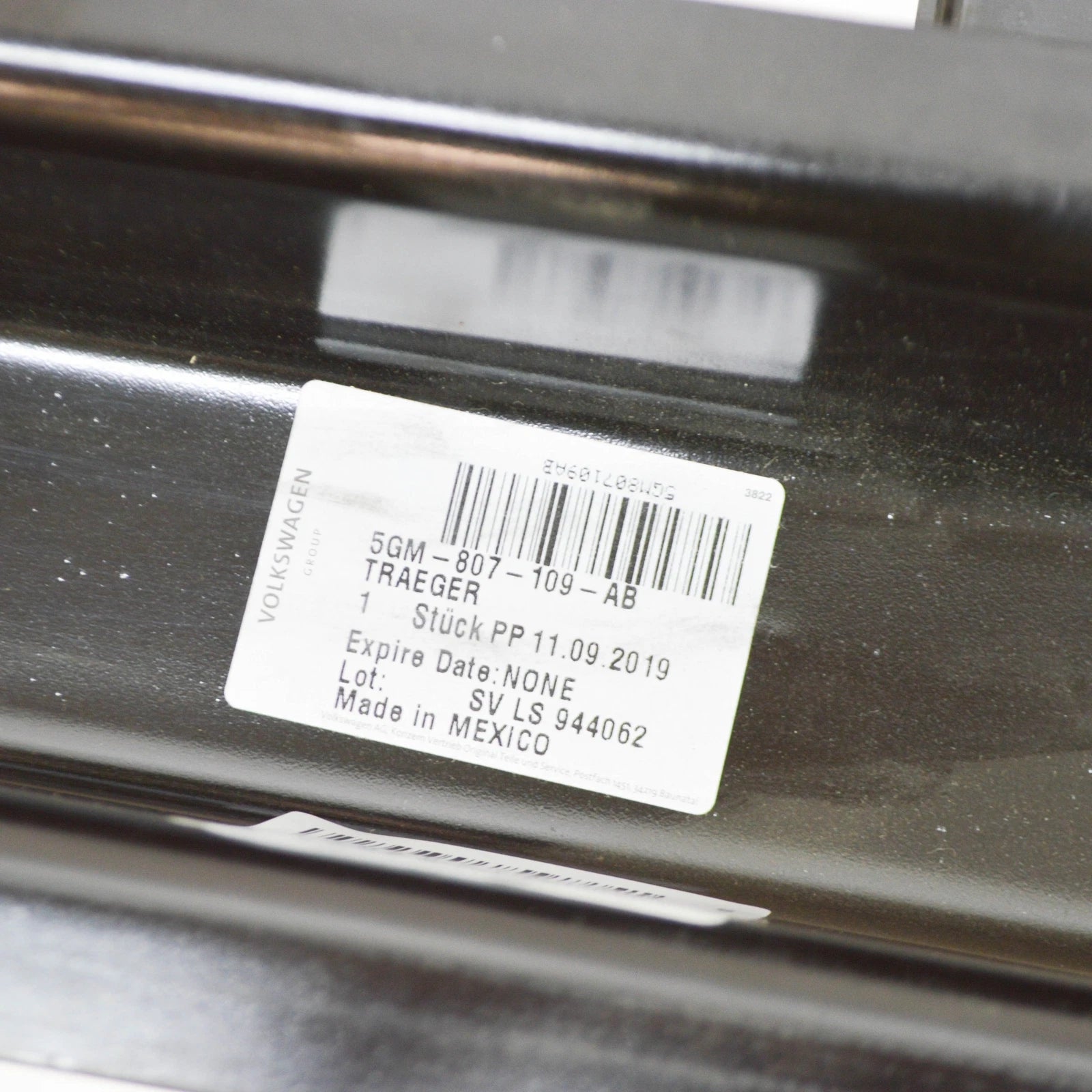 NEW VOLKSWAGEN GOLF 5G MK7 FRONT BUMPER REINFORCEMENT 5GM807109AB ORIGINAL