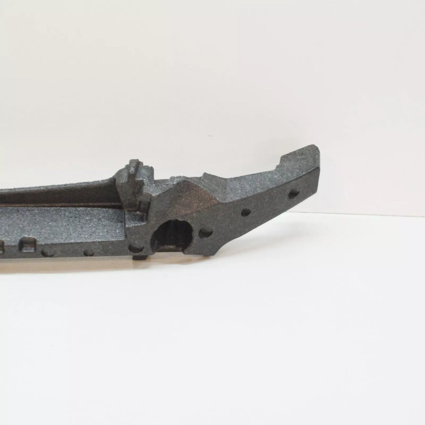 NEW MERCEDES-BENZ CLA C117 FRONT CENTER IMPACT ABSORBER A1178850900 ORIGINAL