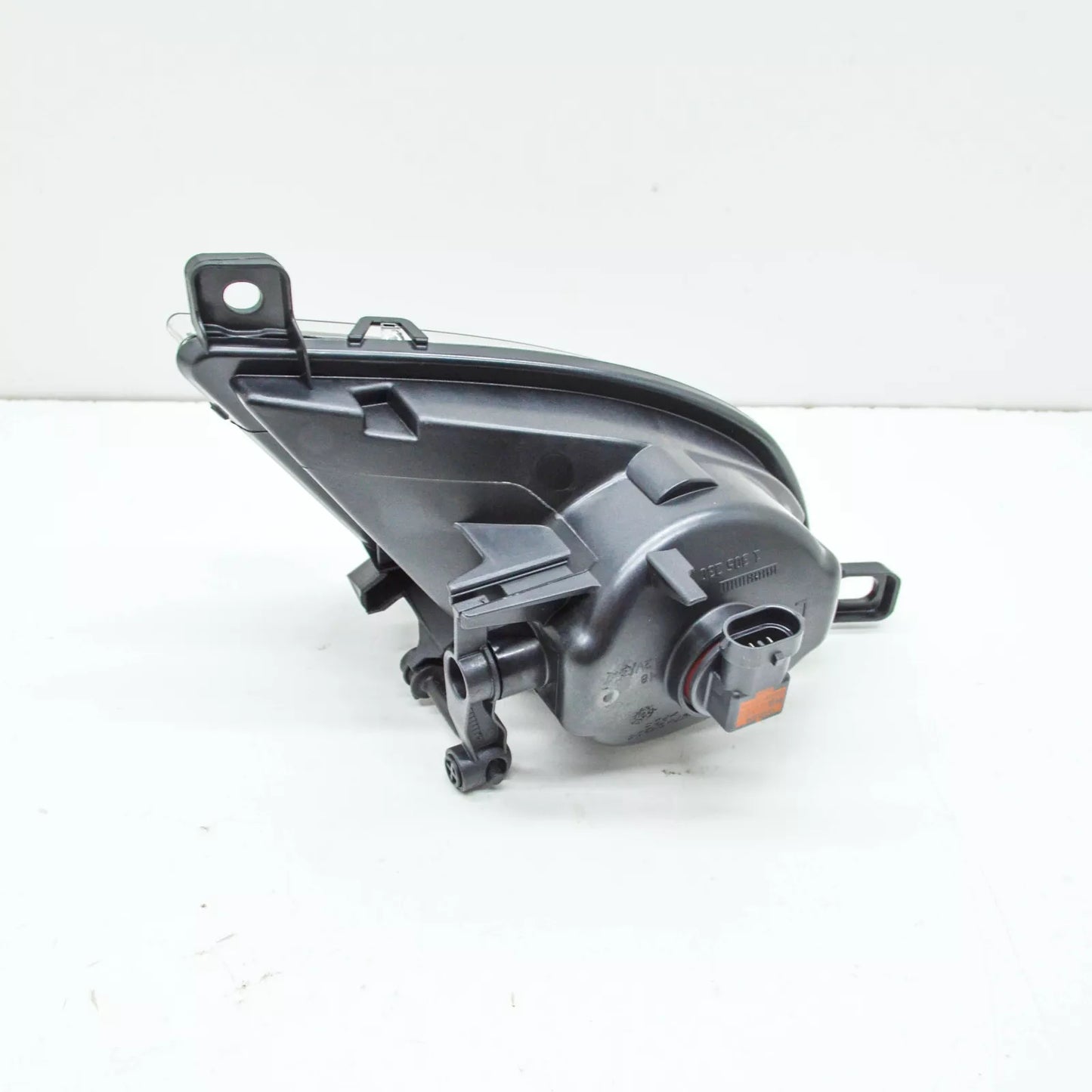 NEW BMW 5 E60 FRONT LEFT FOG LIGHT 63177177711 ORIGINAL