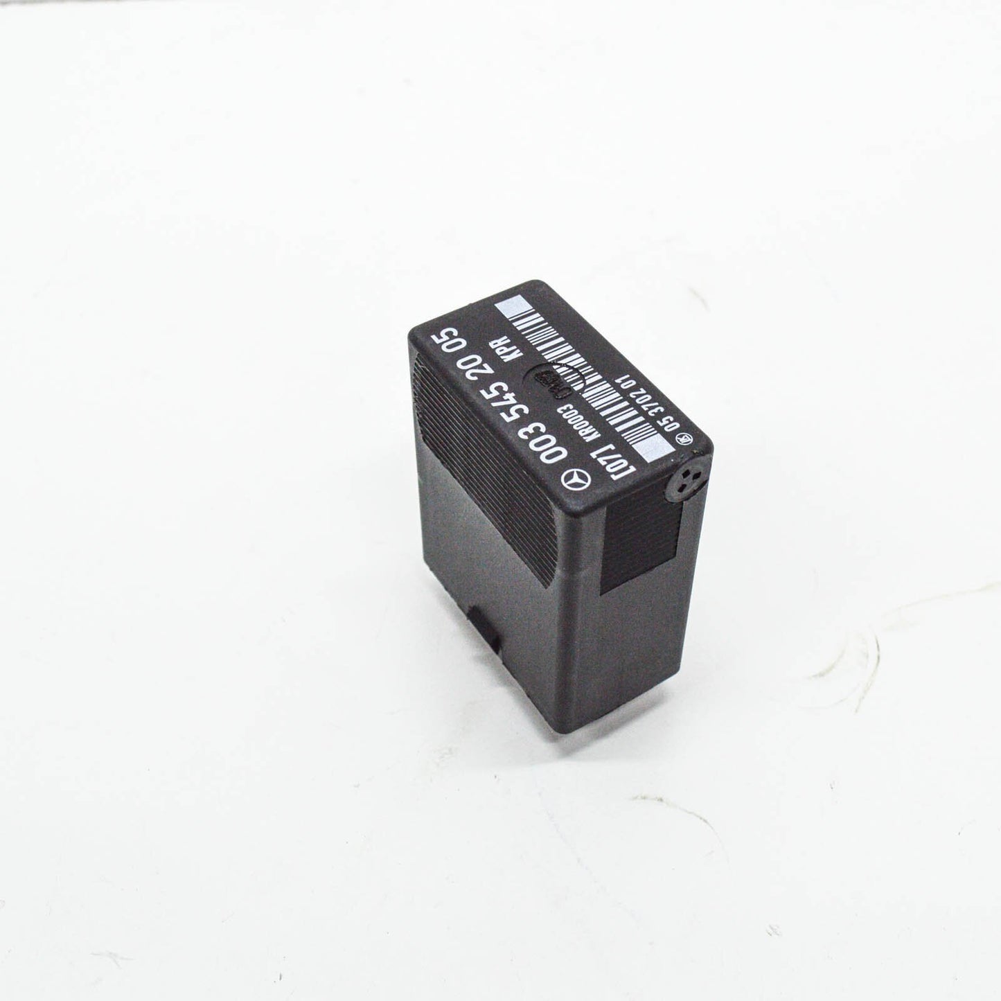 NEW MERCEDES-BENZ E W124 FUEL PUMP RELAY A0035452005 ORIGINAL