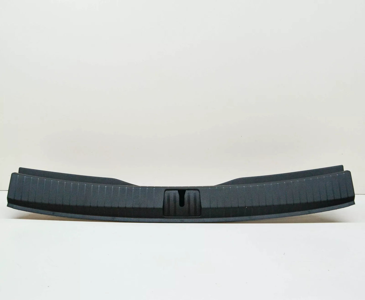 NEW VOLKSWAGEN TOURAN 5T REAR LUGGAGE TRUNK LOCK TRIM 5TA863459E82V ORIGINAL