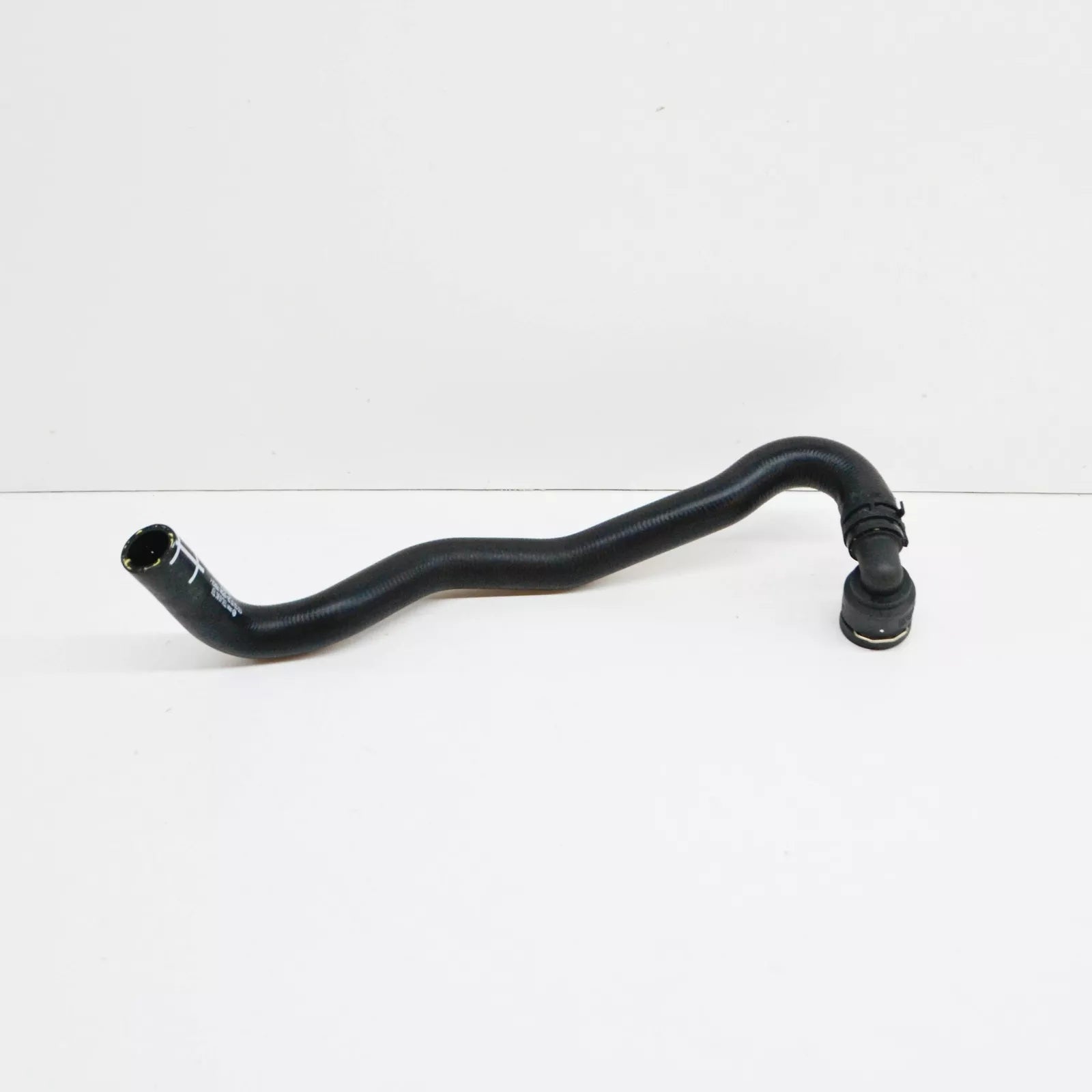 NEW VW TOURAN 1T COOLANT HOSE WITH QUICK RELEASE COUPLING 1T0122157CB