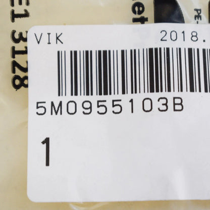 NEW VOLKSWAGEN GOLF PLUS LEFT HEADLIGHT WASHER 5M0955103B ORIGINAL