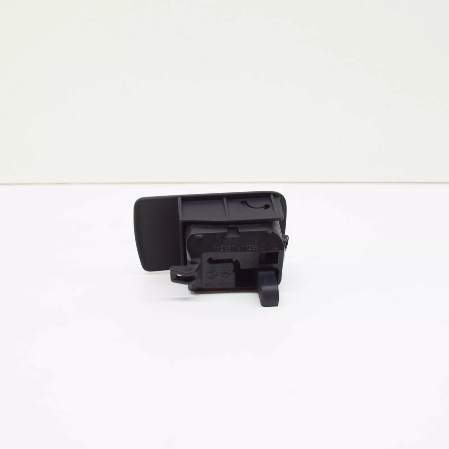 NEW VW SCIROCCO MK3 DASHBOARD GLOVE BOX HANDLE RHD 1K2857147J81U ORIGINAL