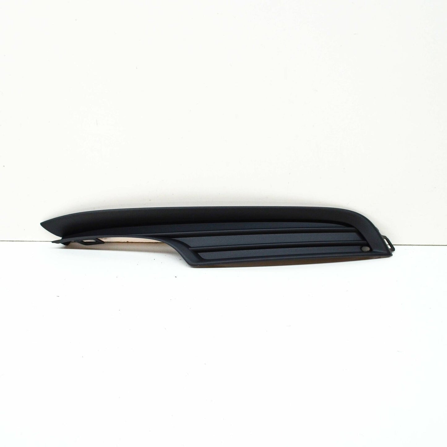 NEW VW GOLF MK7 FRONT BUMPER RIGHT VENT GRILLE 5G08536669B9 ORIGINAL