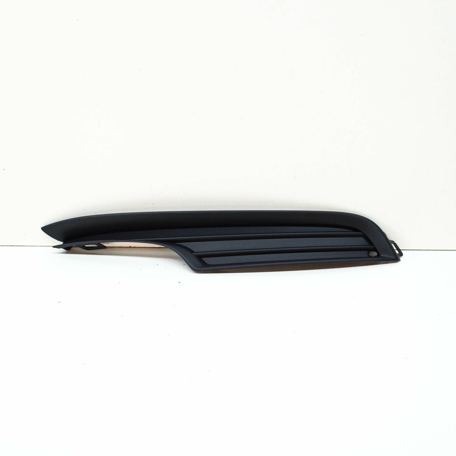 NEW VW GOLF MK7 FRONT BUMPER RIGHT VENT GRILLE 5G08536669B9 ORIGINAL