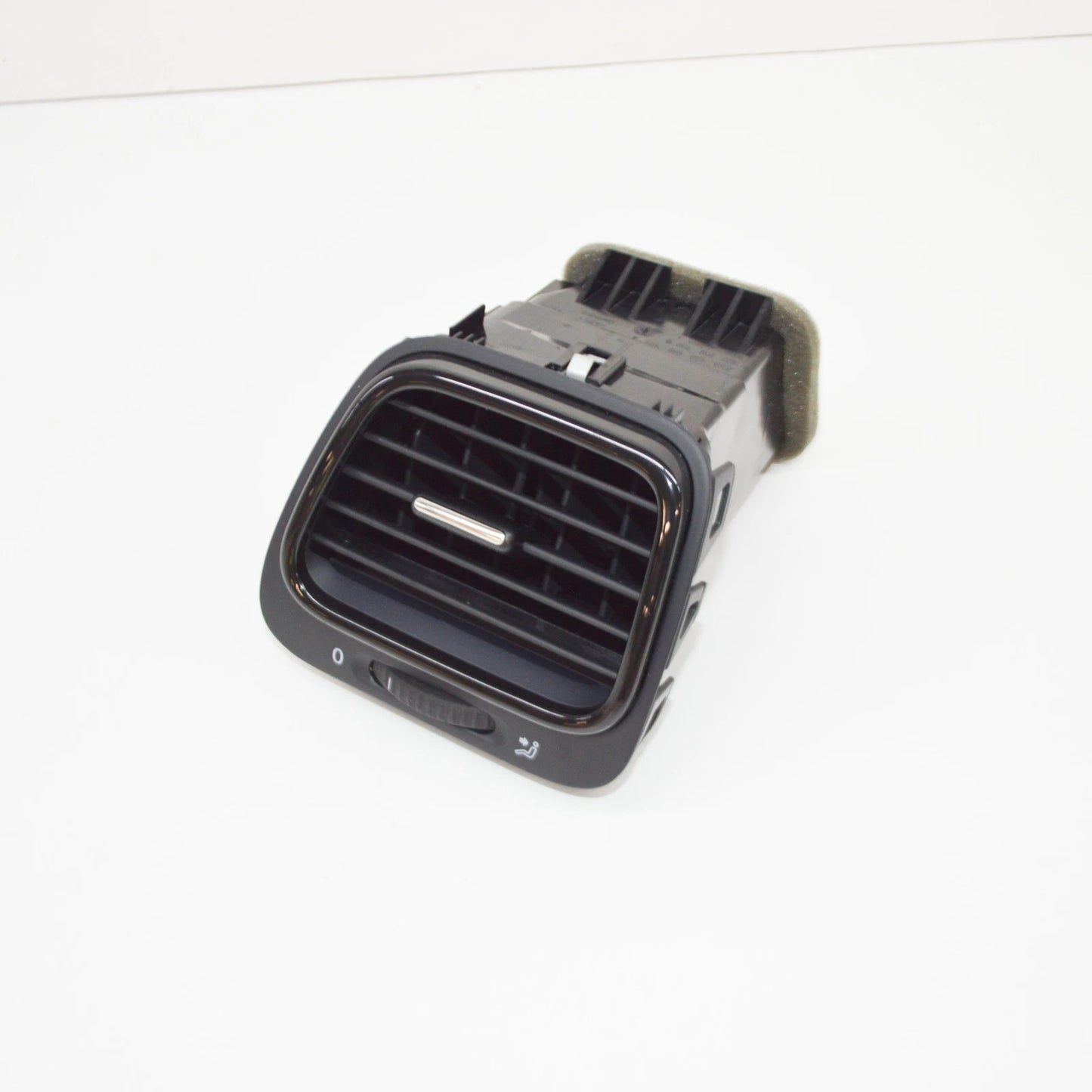 NEW VOLKSWAGEN EOS INSTRUMENT PANEL LEFT AIR VENT 1Q0819703JYHX ORIGINAL