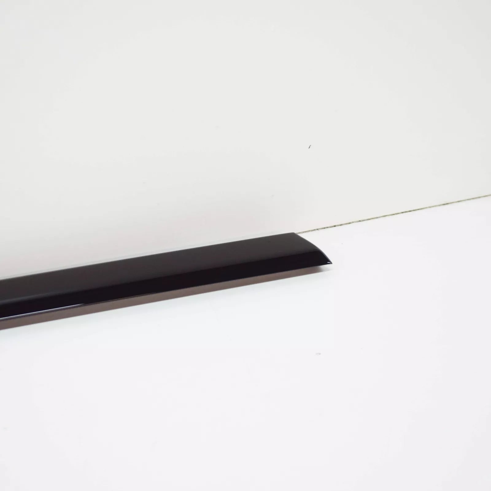 NEW MERCEDES-BENZ C COUPE C205 REAR LEFT WINDOW MOLDING A2056702501