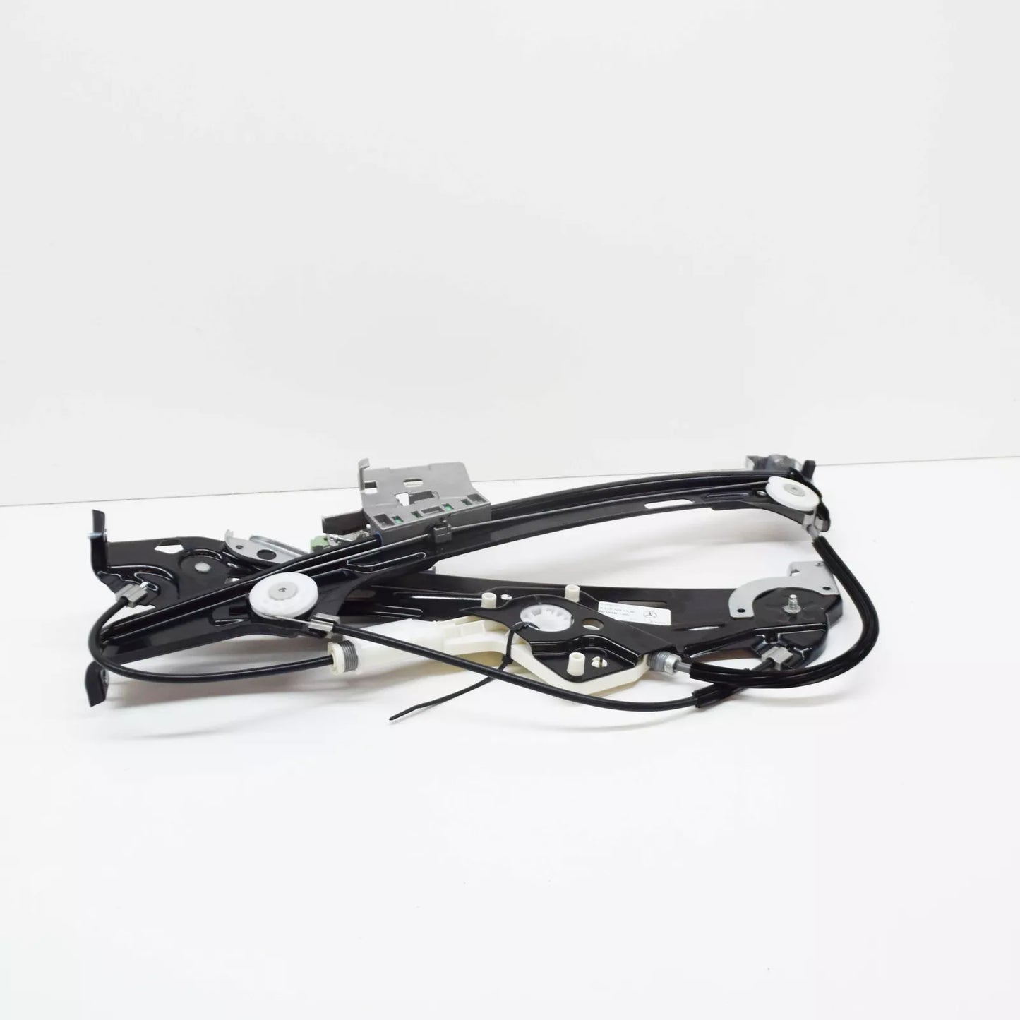 NEW MERCEDES-BENZ CLS C219 FRONT RIGHT WINDOW REGULATOR A2197201046