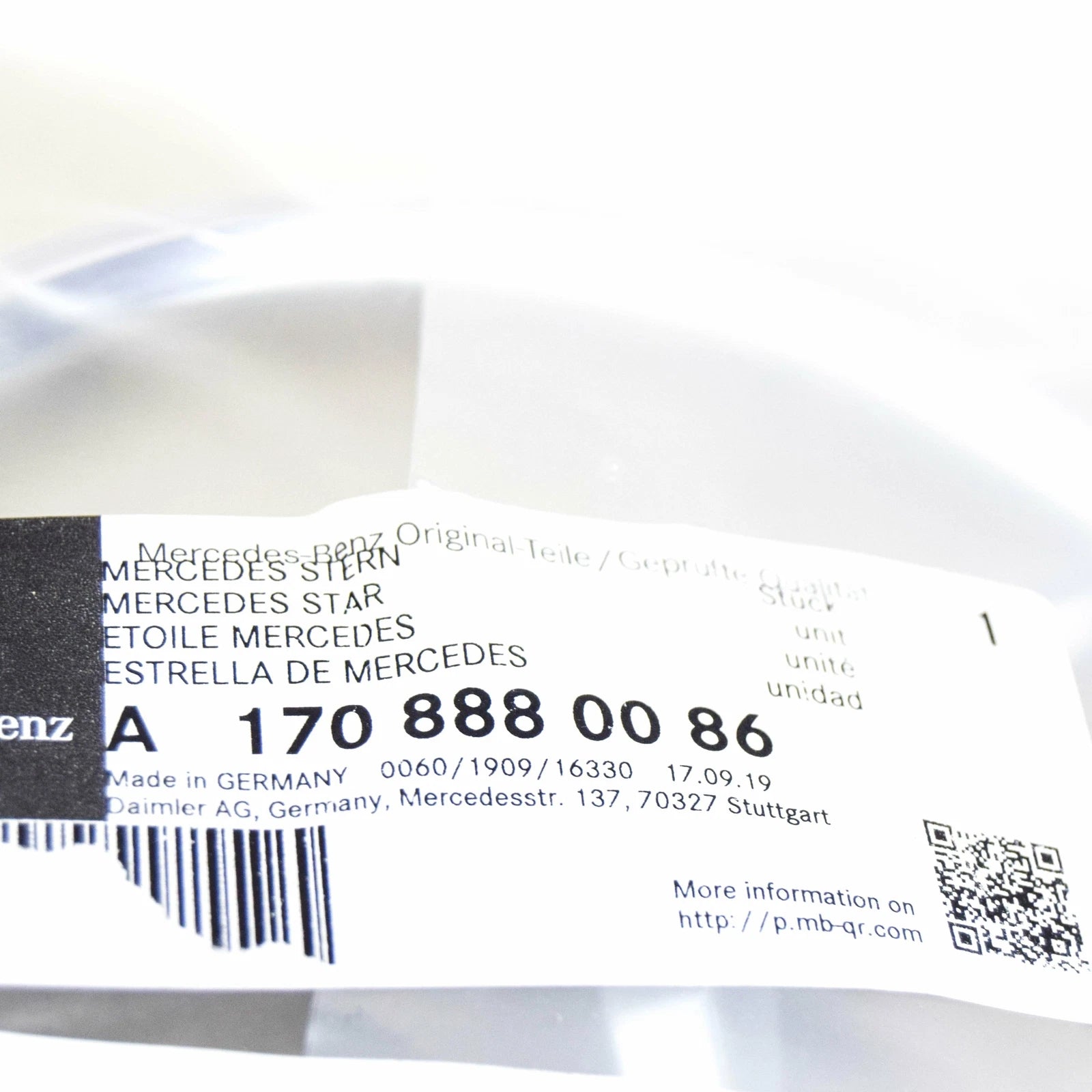 NEW MERCEDES-BENZ SLK R170 FRONT GRILL HOOD EMBLEM A1708880086 2004