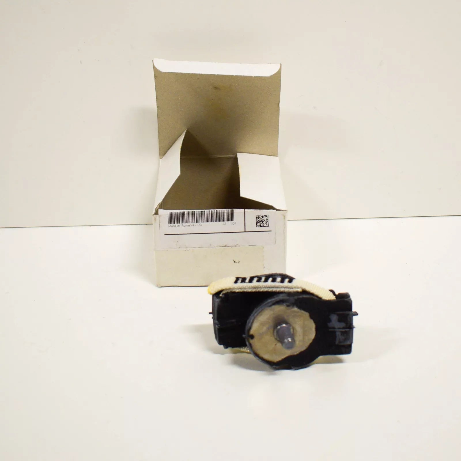 NEW BMW 1 F20 GEARBOX MOUNTING 22316796617 ORIGINAL