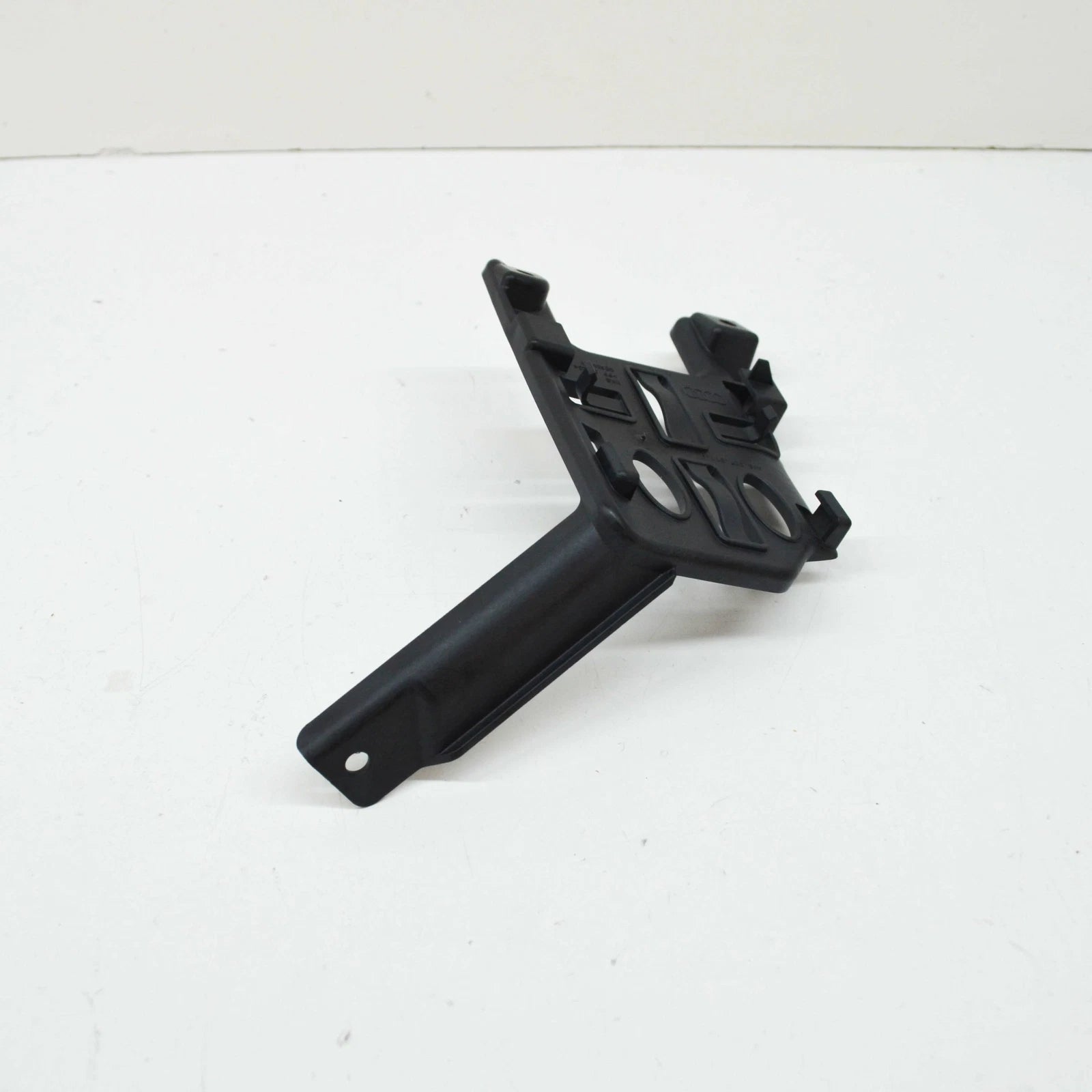 NEW AUDI E-TRON GEN FRONT LEFT BLIND SPOT WARNING SENSOR BRACKET 4KE907911A