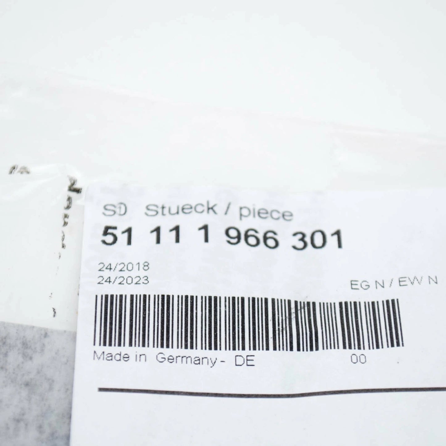 NEW BMW M3 COUPE E30 FRONT BUMPER LEFT DECORATIVE STRIP 51111966301 ORIGINAL