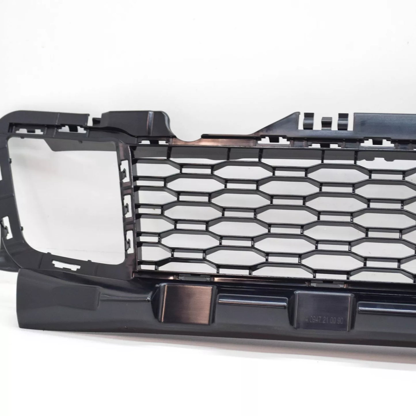 NEW BMW 7 G11 G12 M FRONT BUMPER CENTER AIR INTAKE GRILLE 51118073999 ORIGINAL